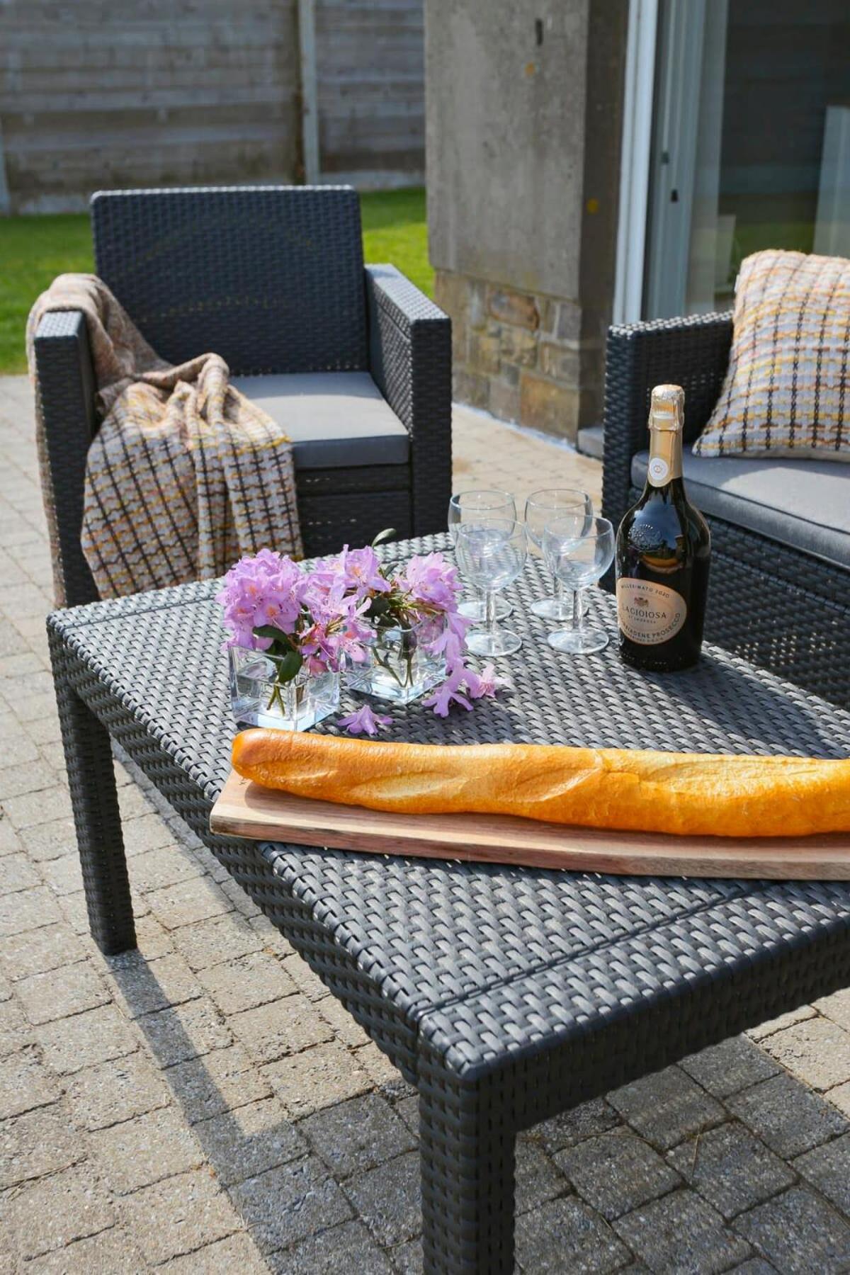 Huswell - Bungalow With Garden At 5 Minutes From The Beach De Haan Exterior foto